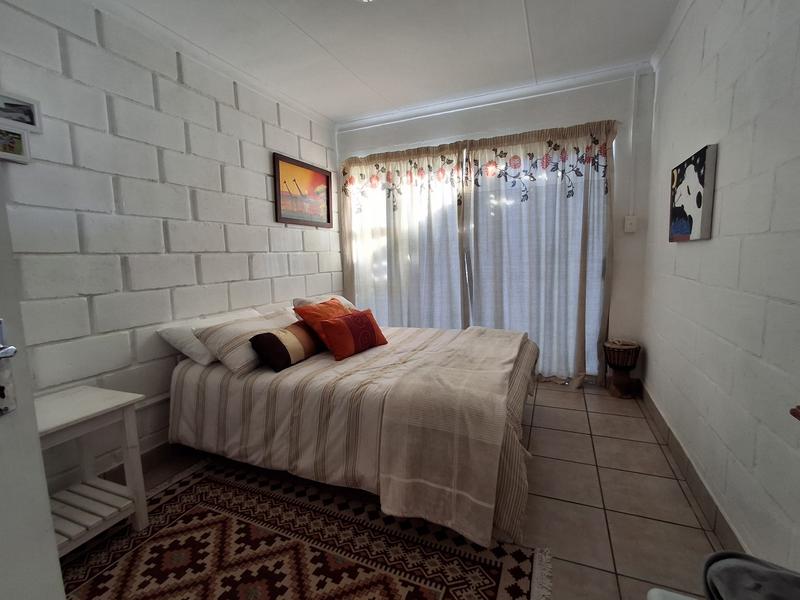 4 Bedroom Property for Sale in Britannia Bay Western Cape